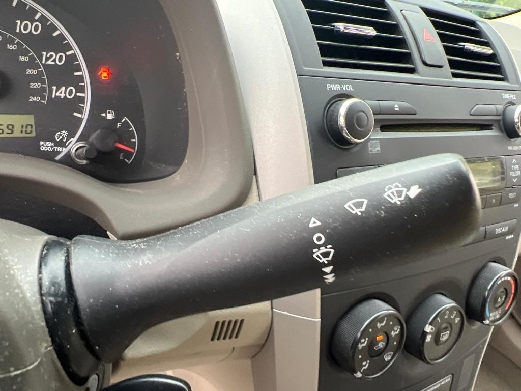 Toyota Corolla  2010
