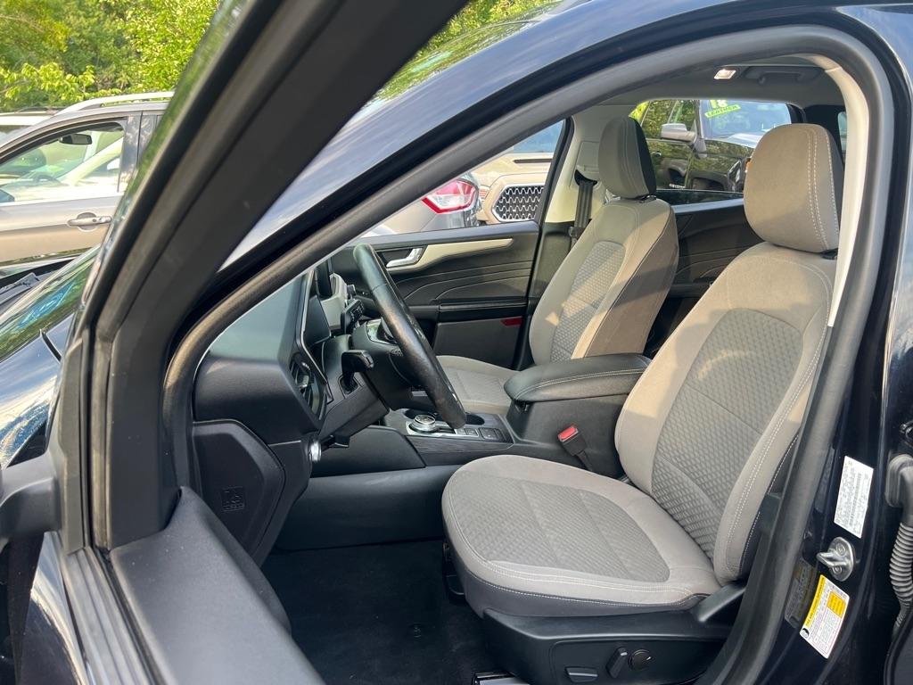 Ford Escape  2021