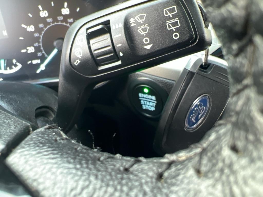 Ford Escape  2021