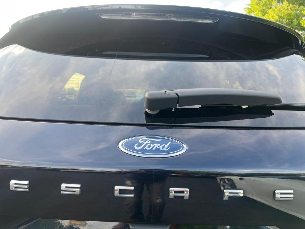 Ford Escape  2021
