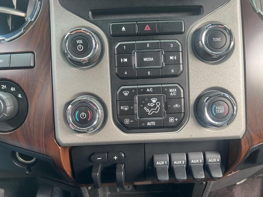 Ford Super Duty F-250 SRW  2014