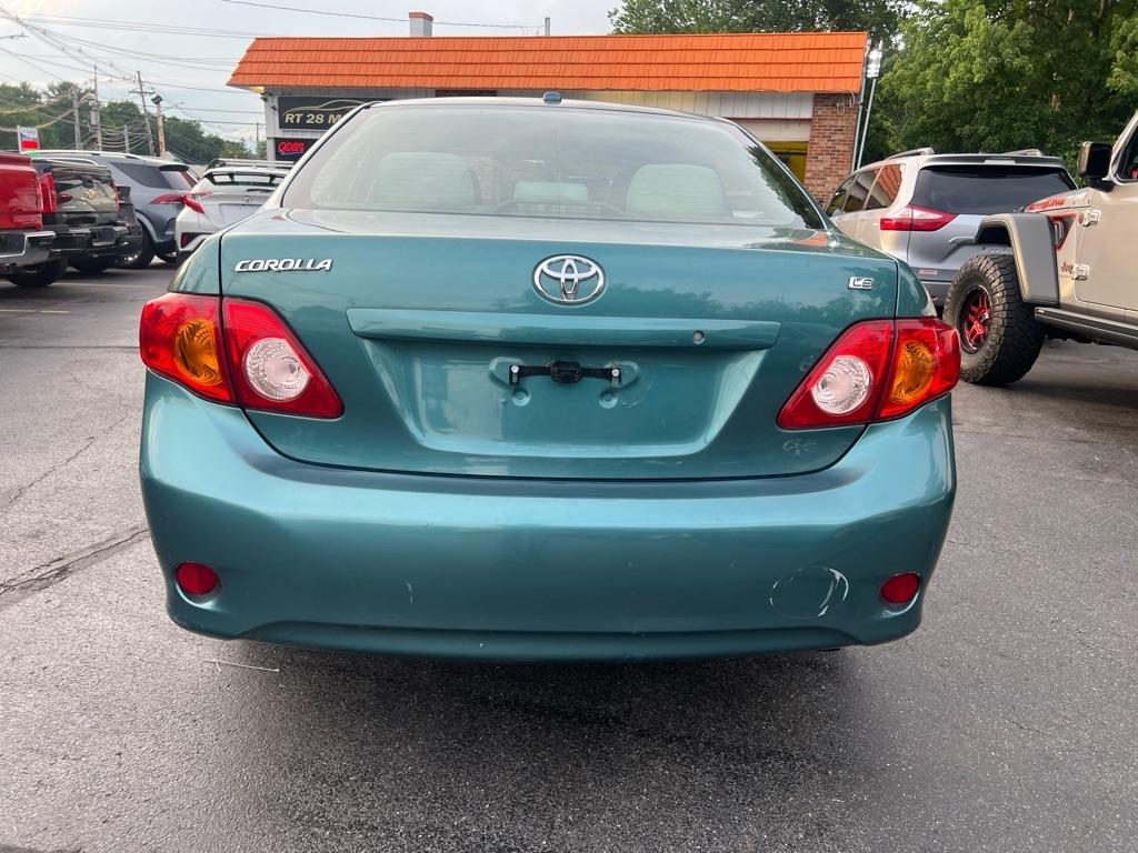Toyota Corolla  2010