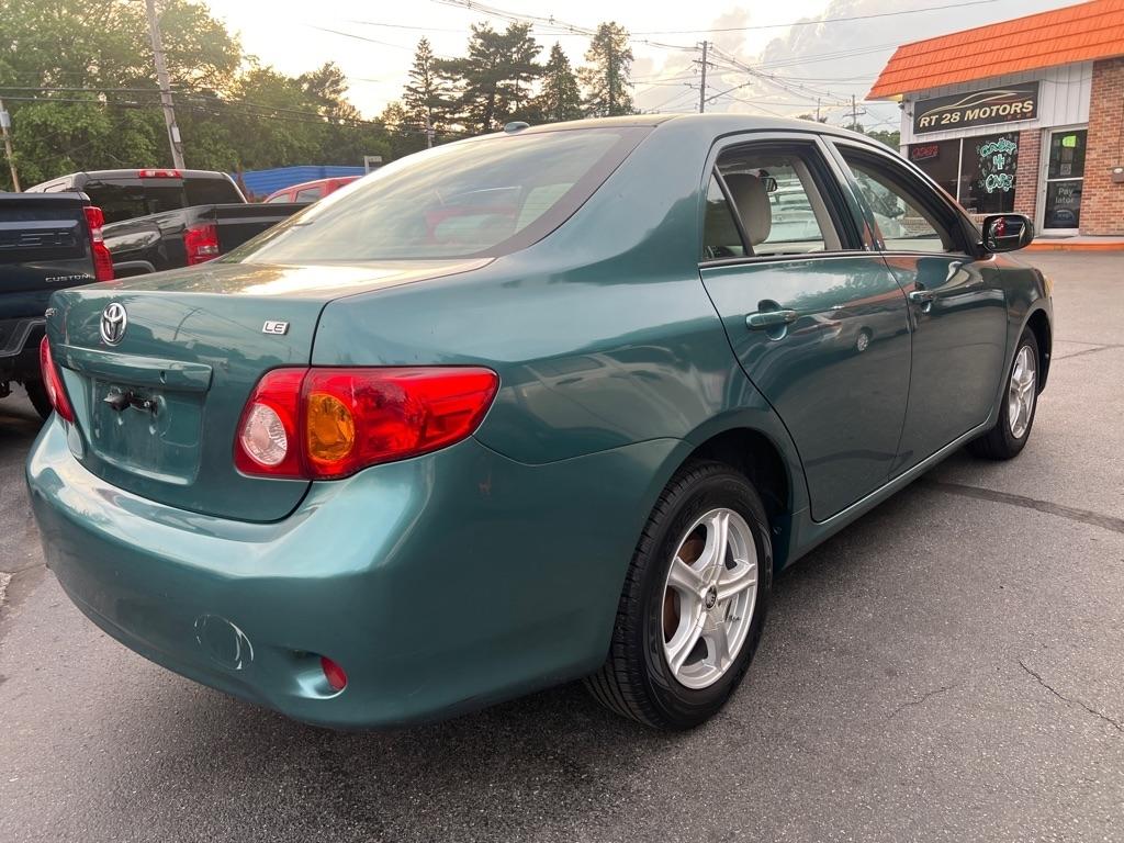 Toyota Corolla  2010