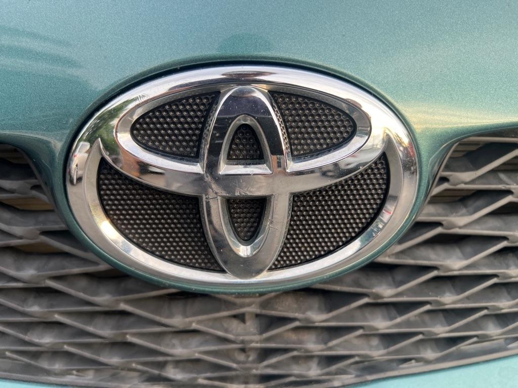Toyota Corolla  2010