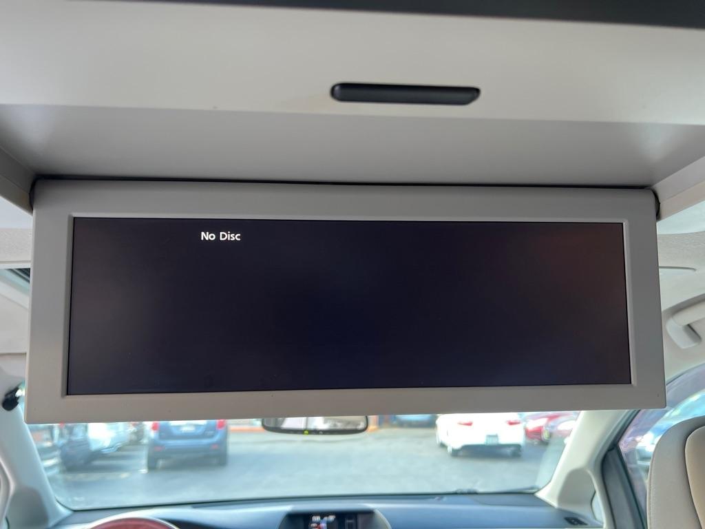 Toyota Sienna  2014