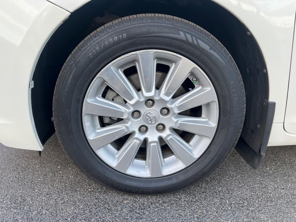 Toyota Sienna  2014