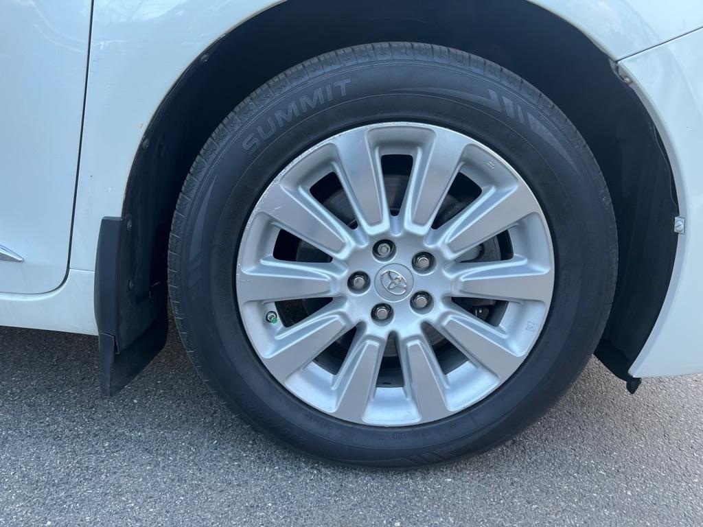 Toyota Sienna  2014