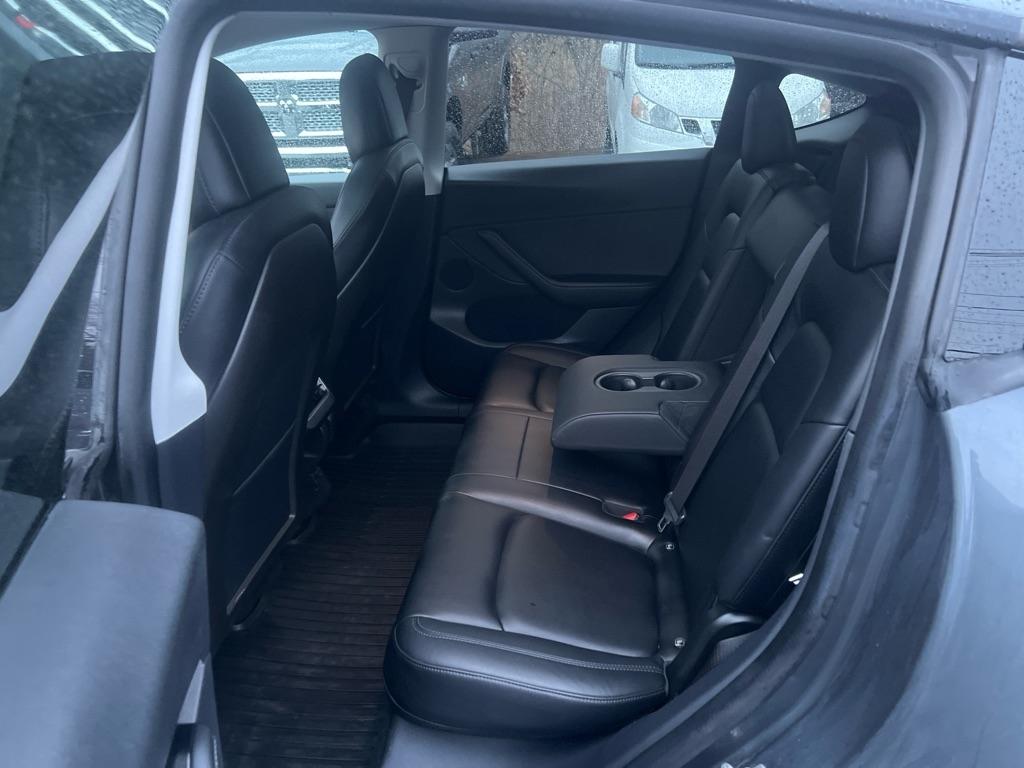 Tesla Model Y  2020