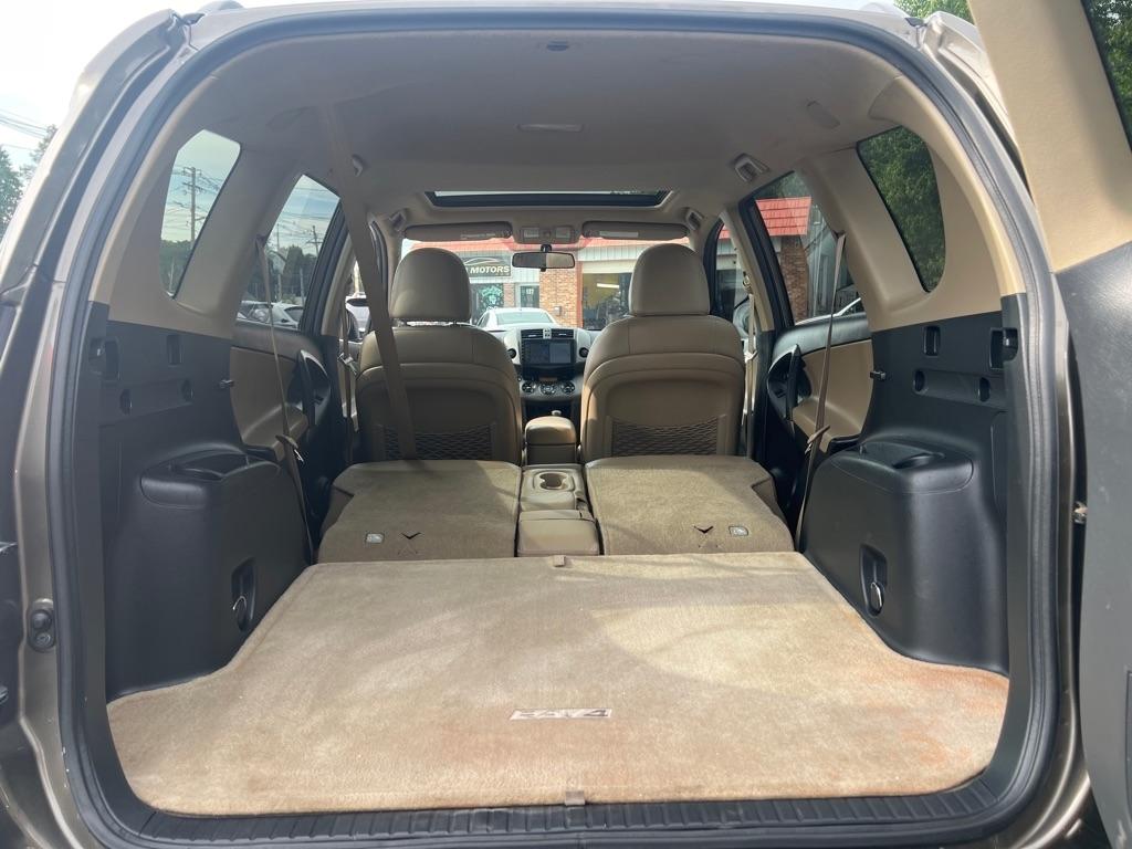Toyota RAV4  2010