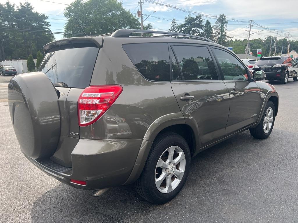 Toyota RAV4  2010