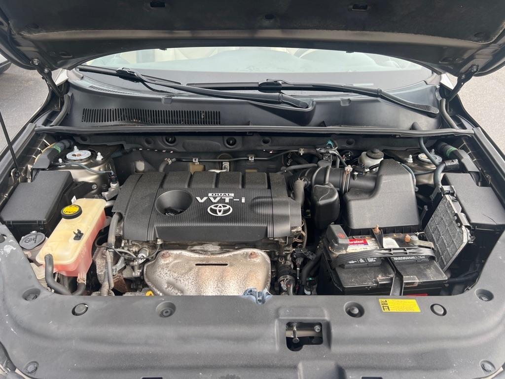 Toyota RAV4  2010