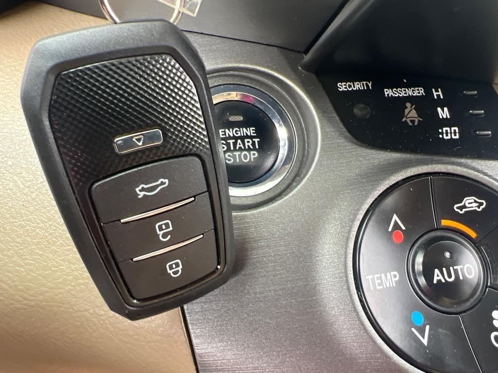 Toyota RAV4  2010