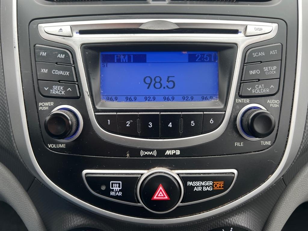Hyundai Accent  2013