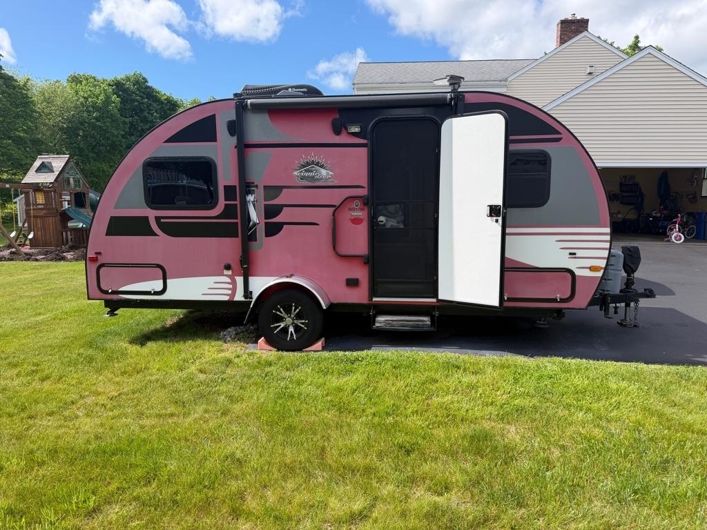 Winnebago of Indiana Unknown  2016