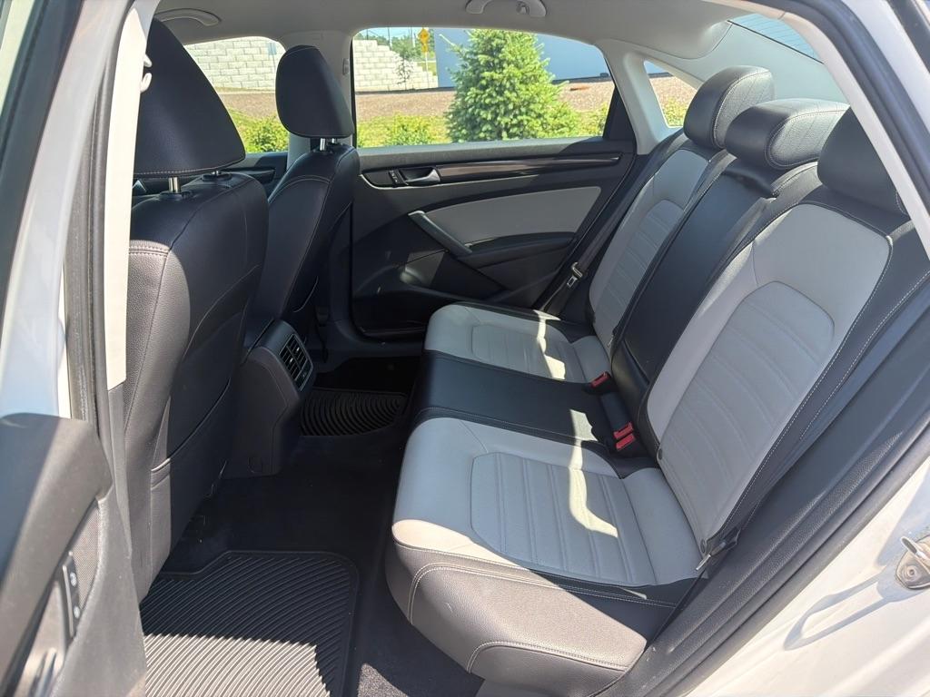 Volkswagen Passat  2015