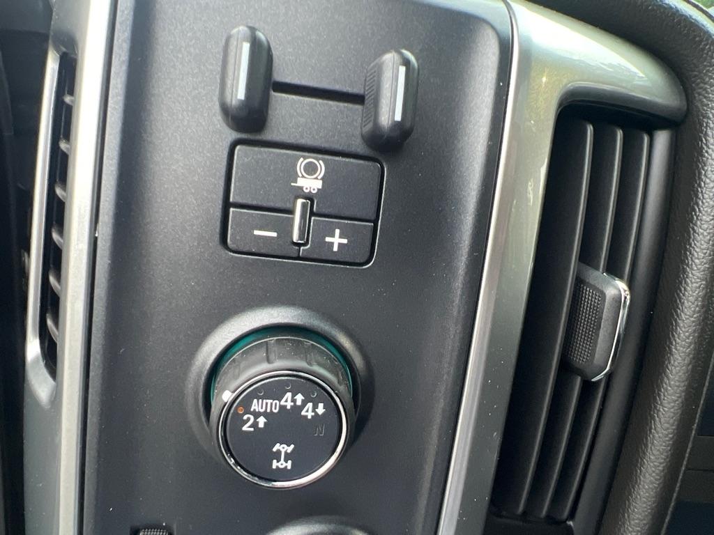 Chevrolet Silverado 1500  2018