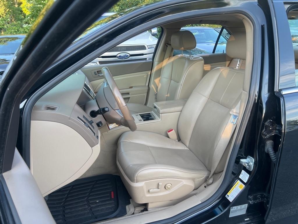Cadillac STS  2008
