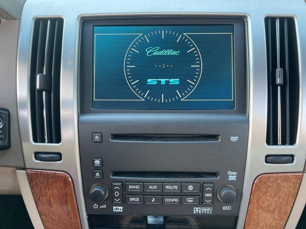 Cadillac STS  2008