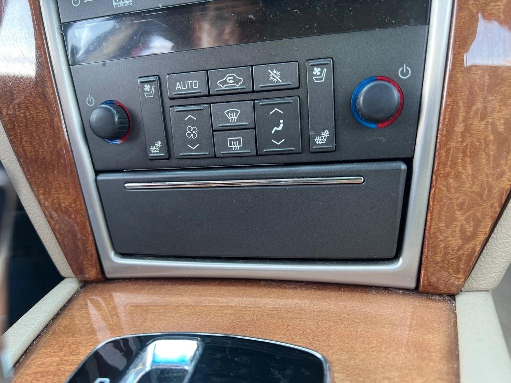 Cadillac STS  2008