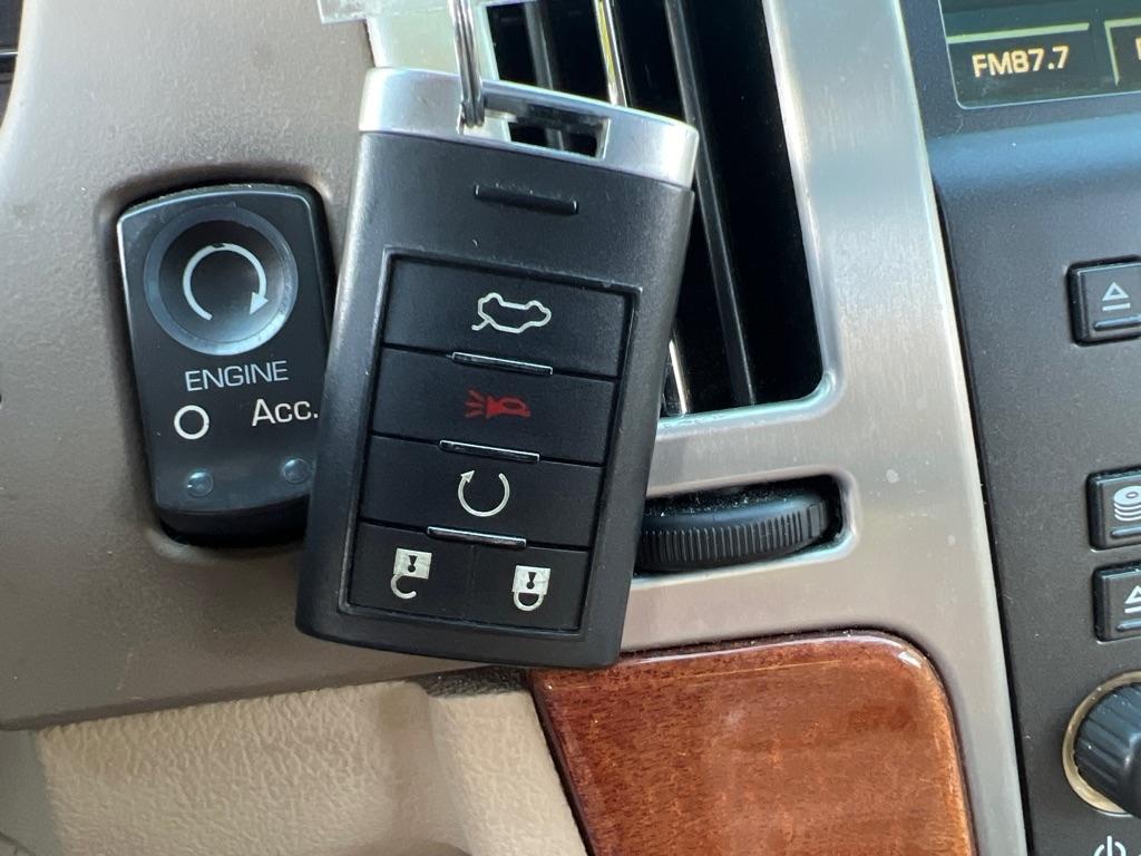 Cadillac STS  2008