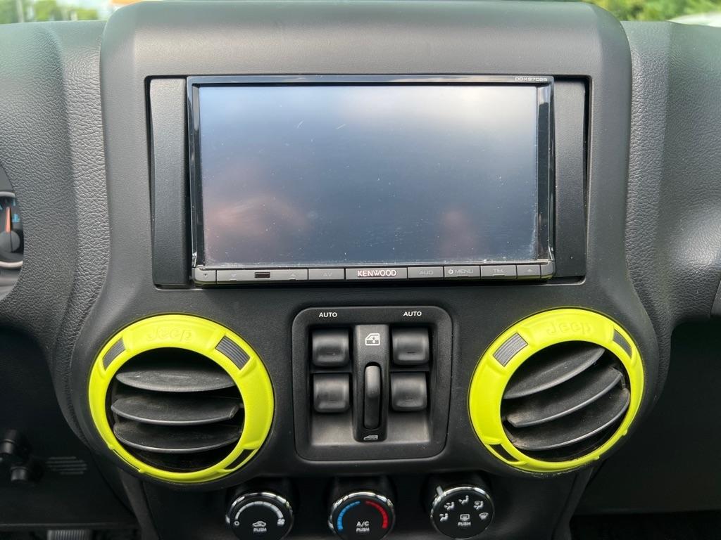 Jeep Wrangler Unlimited  2012