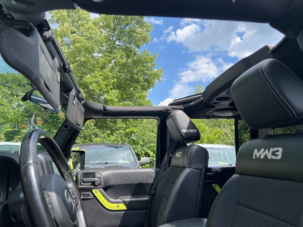 Jeep Wrangler Unlimited  2012