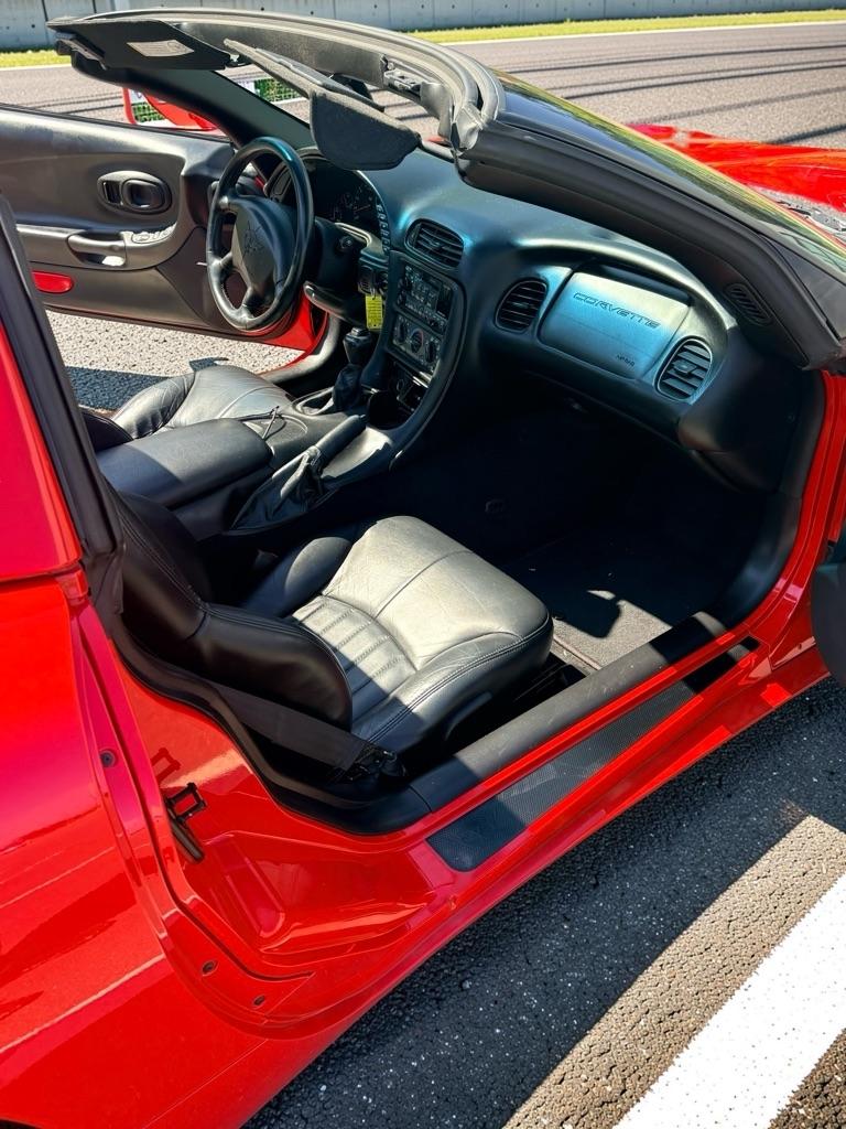 Chevrolet Corvette  2000