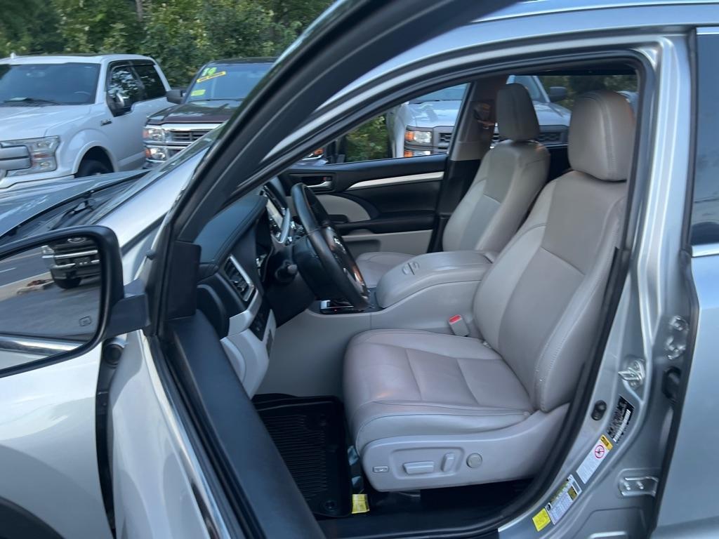 Toyota Highlander  2018