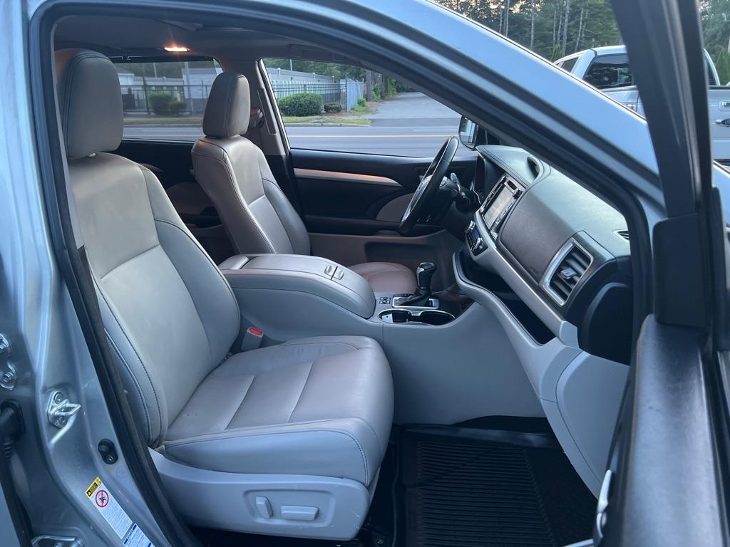 Toyota Highlander  2018