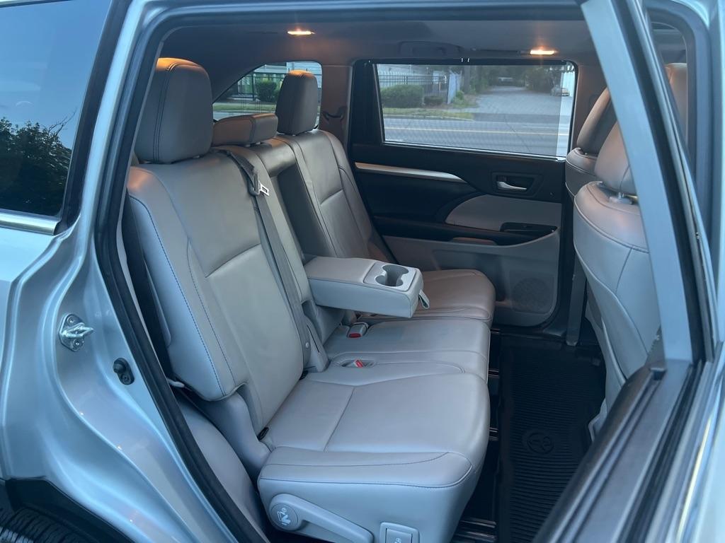 Toyota Highlander  2018