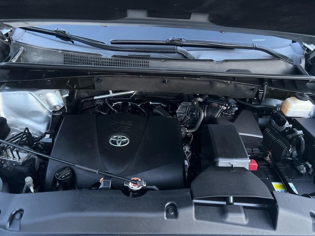 Toyota Highlander  2018