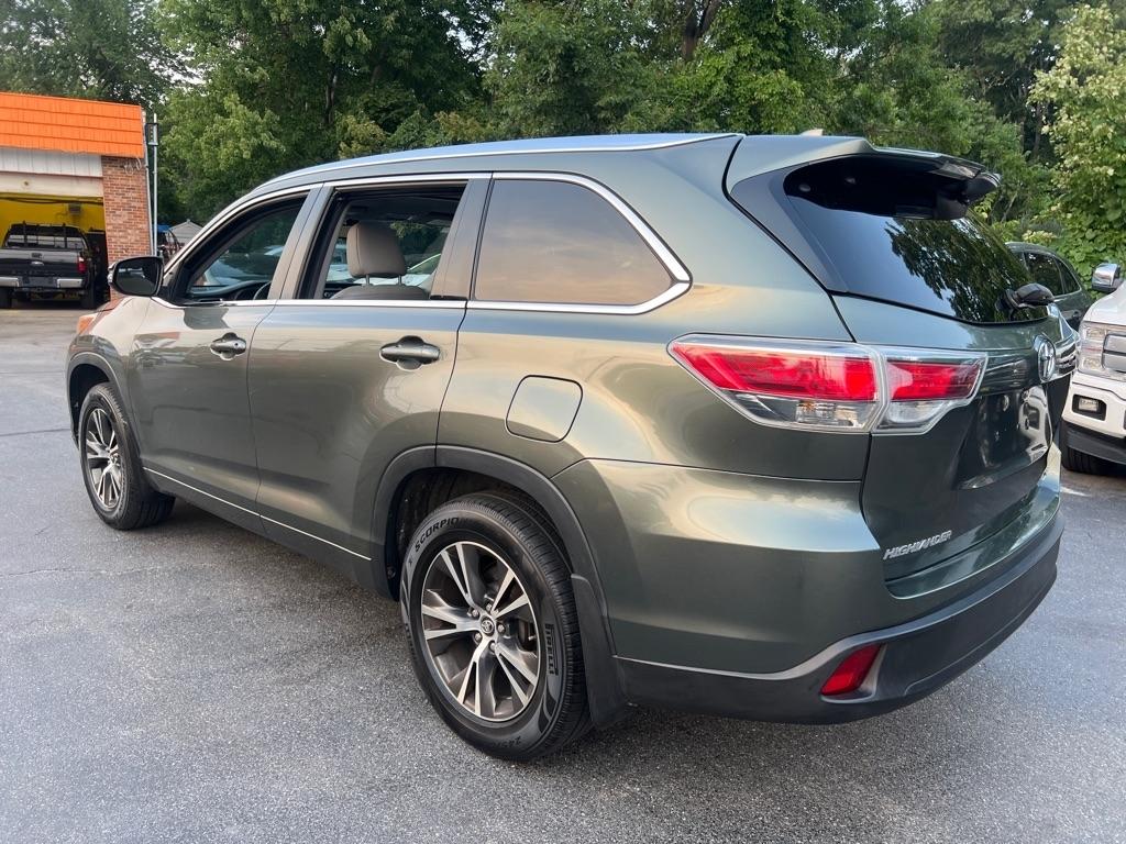 Toyota Highlander  2016