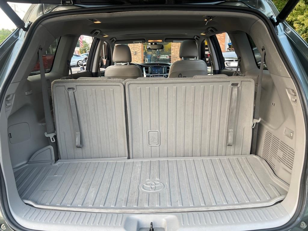 Toyota Highlander  2016