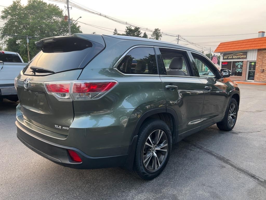 Toyota Highlander  2016