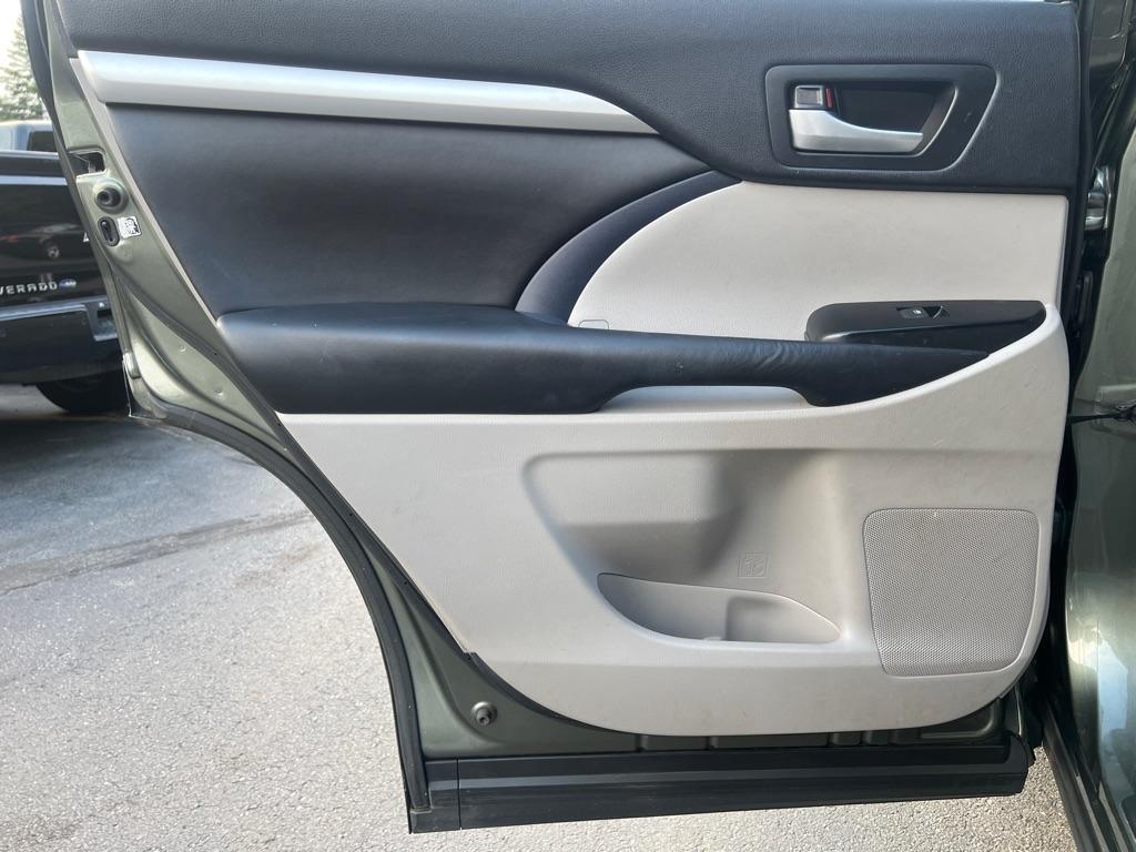 Toyota Highlander  2016