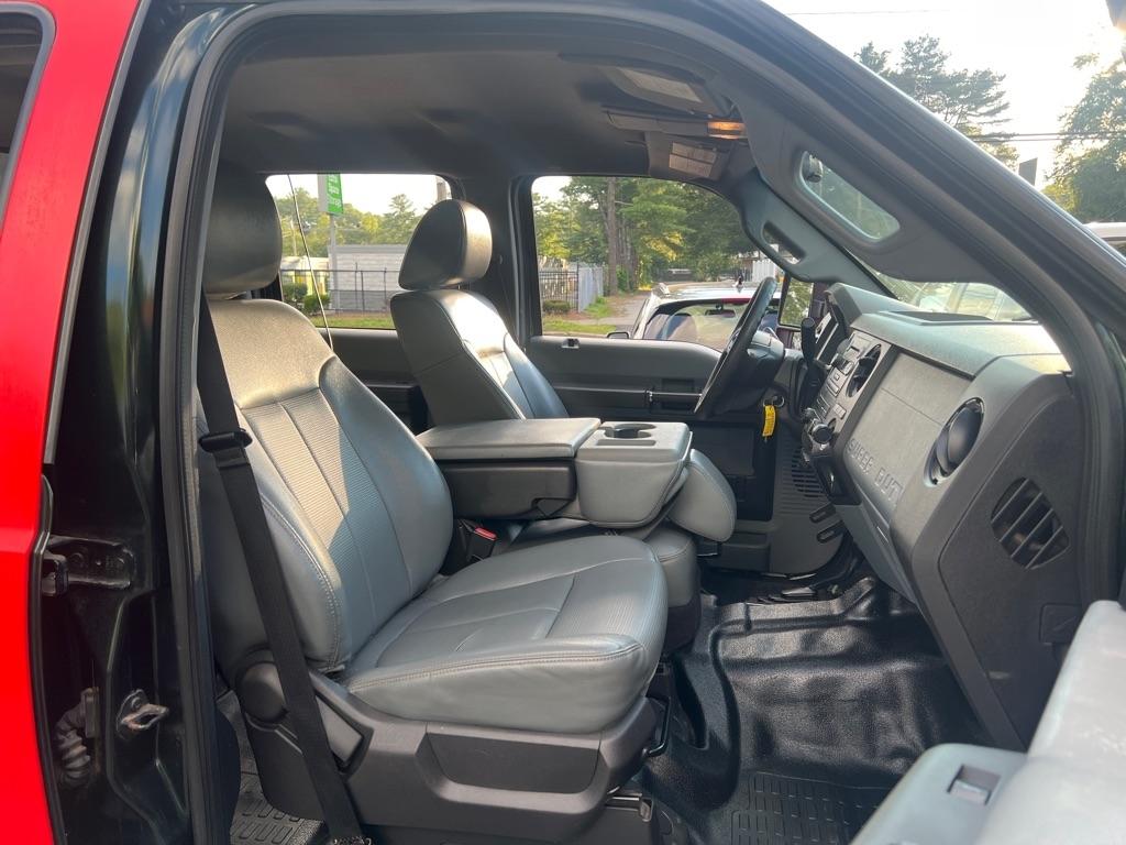 Ford Super Duty F-550 DRW  2016