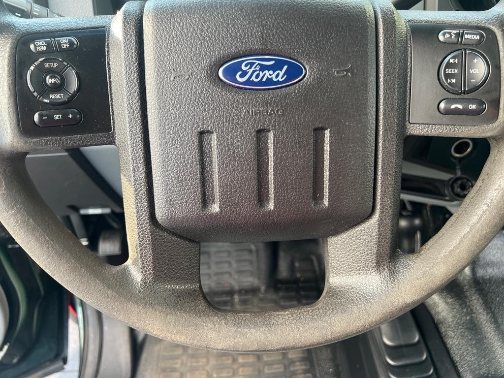 Ford Super Duty F-550 DRW  2016