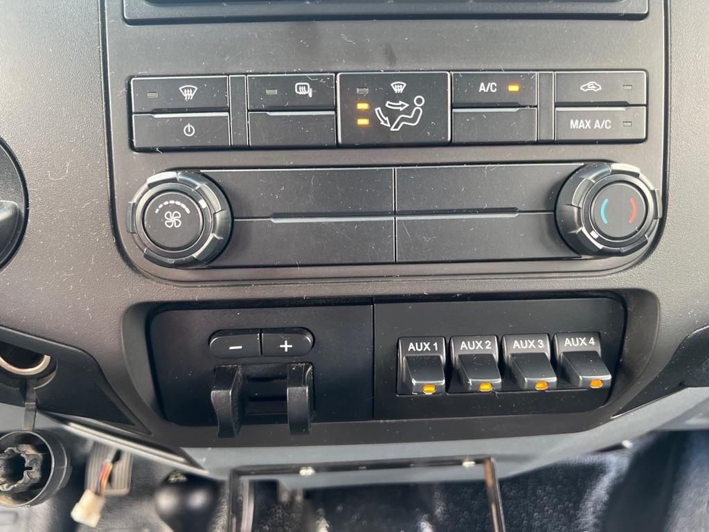 Ford Super Duty F-550 DRW  2016