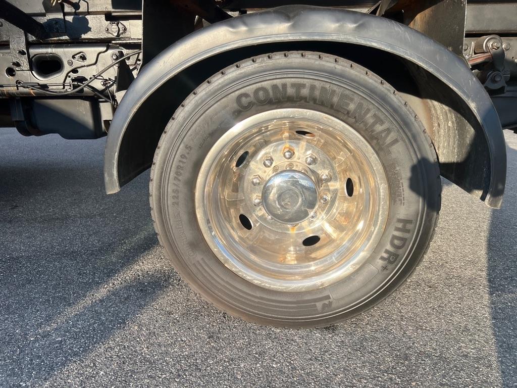 Ford Super Duty F-550 DRW  2016