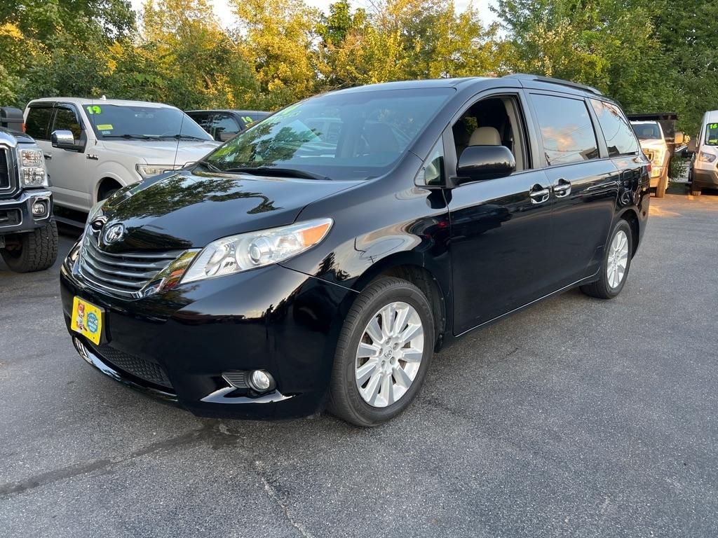 2014 Toyota Sienna XLE
