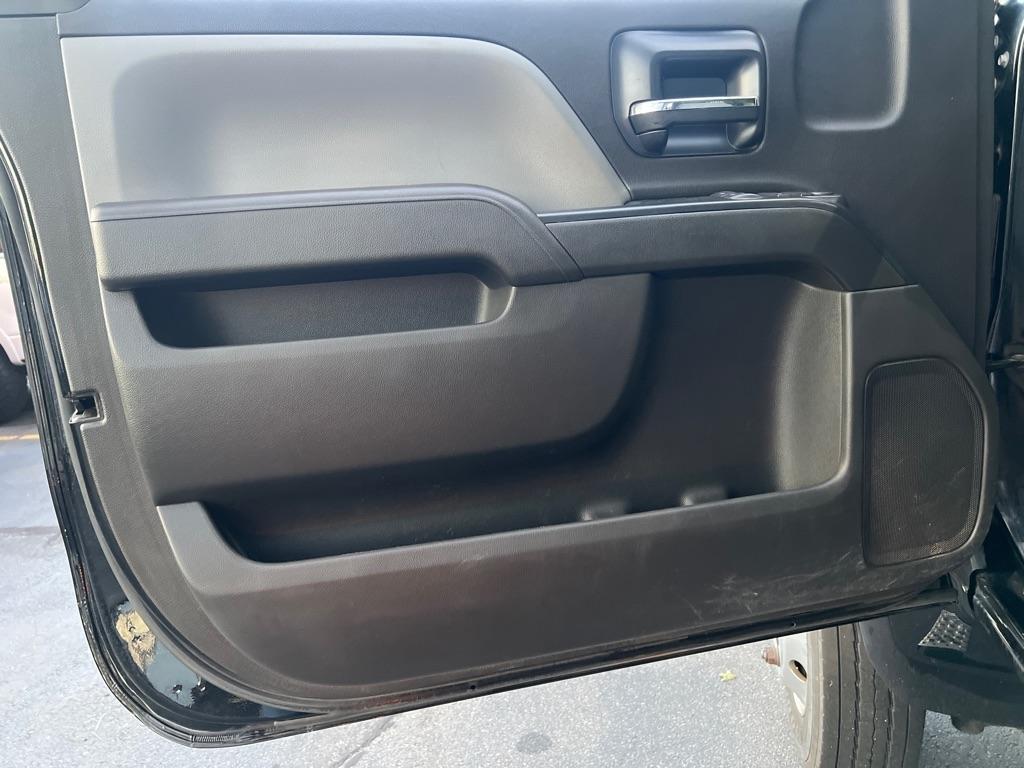 Chevrolet Silverado MD  2022