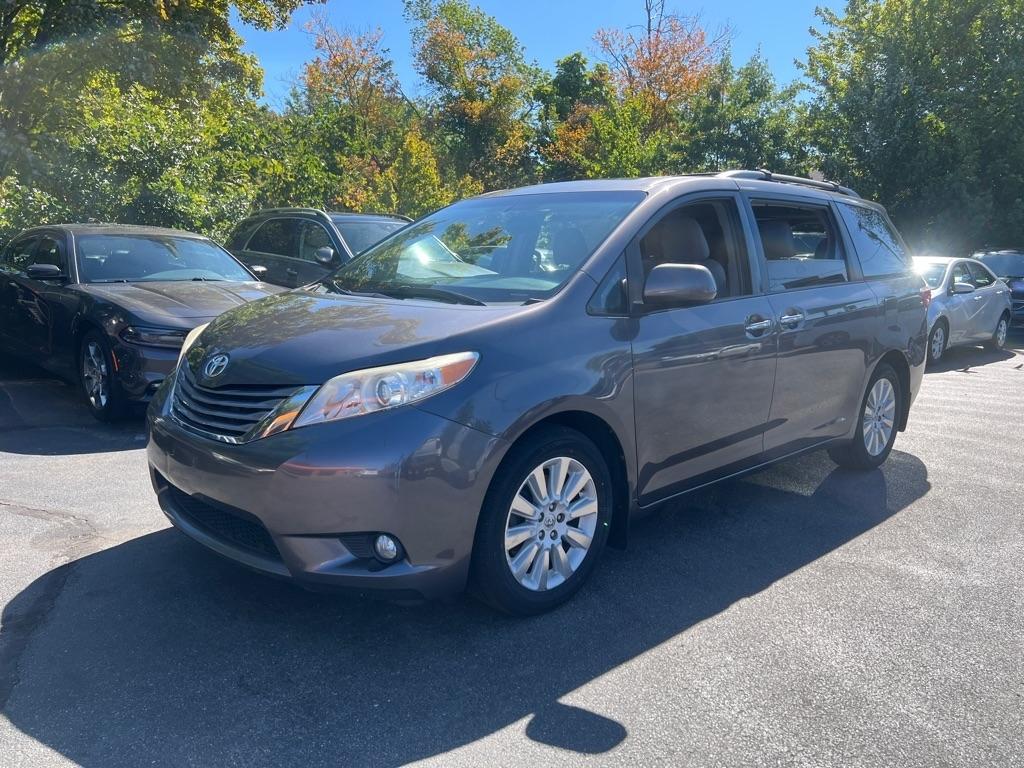 2015 Toyota Sienna XLE