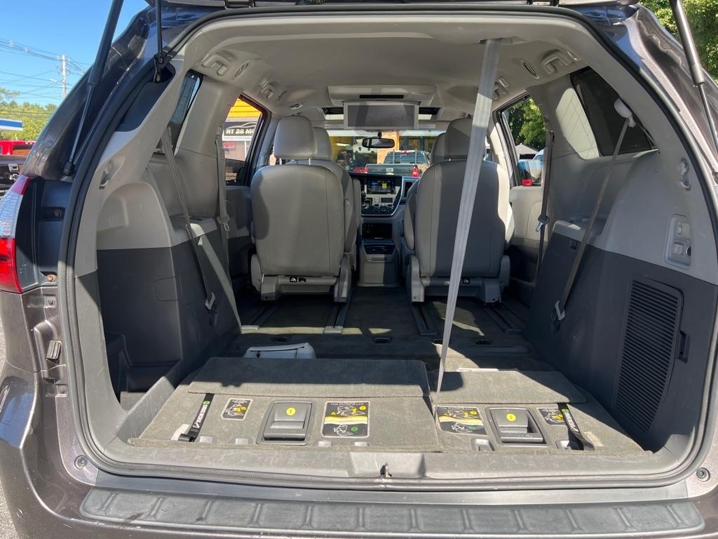 Toyota Sienna  2015