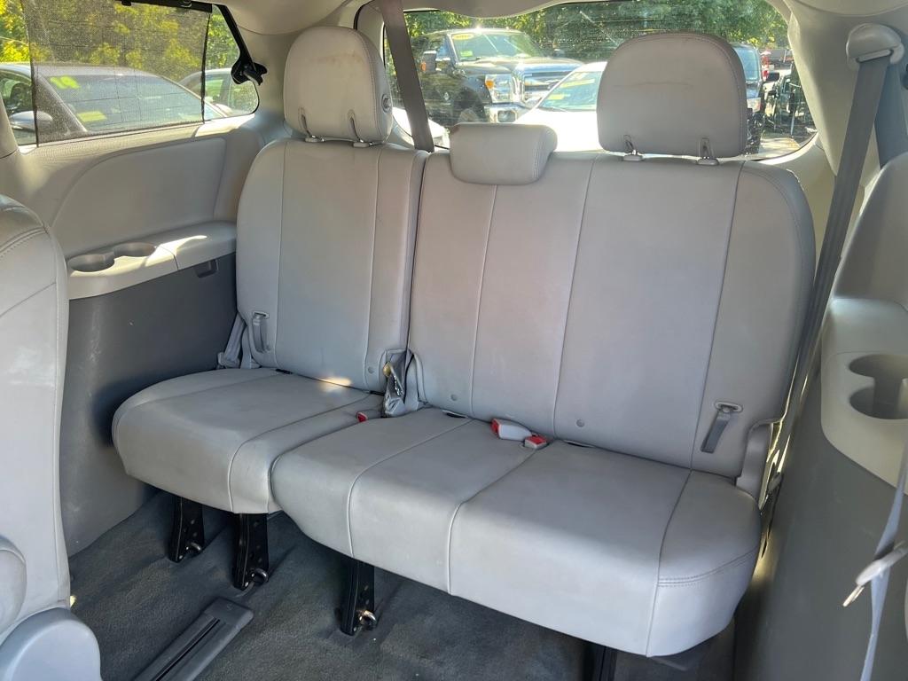 Toyota Sienna  2015