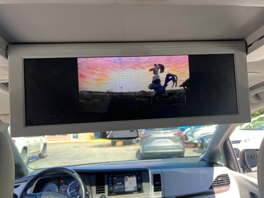 Toyota Sienna  2015