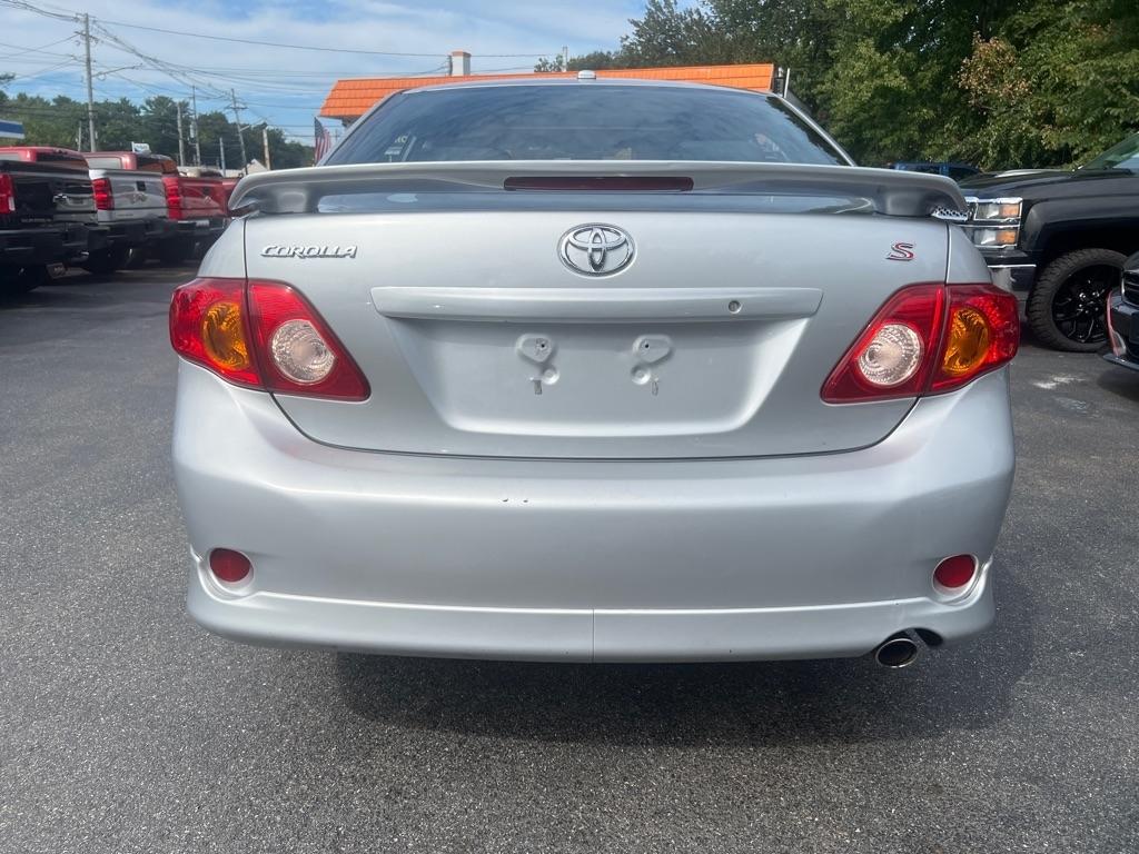 Toyota Corolla  2009
