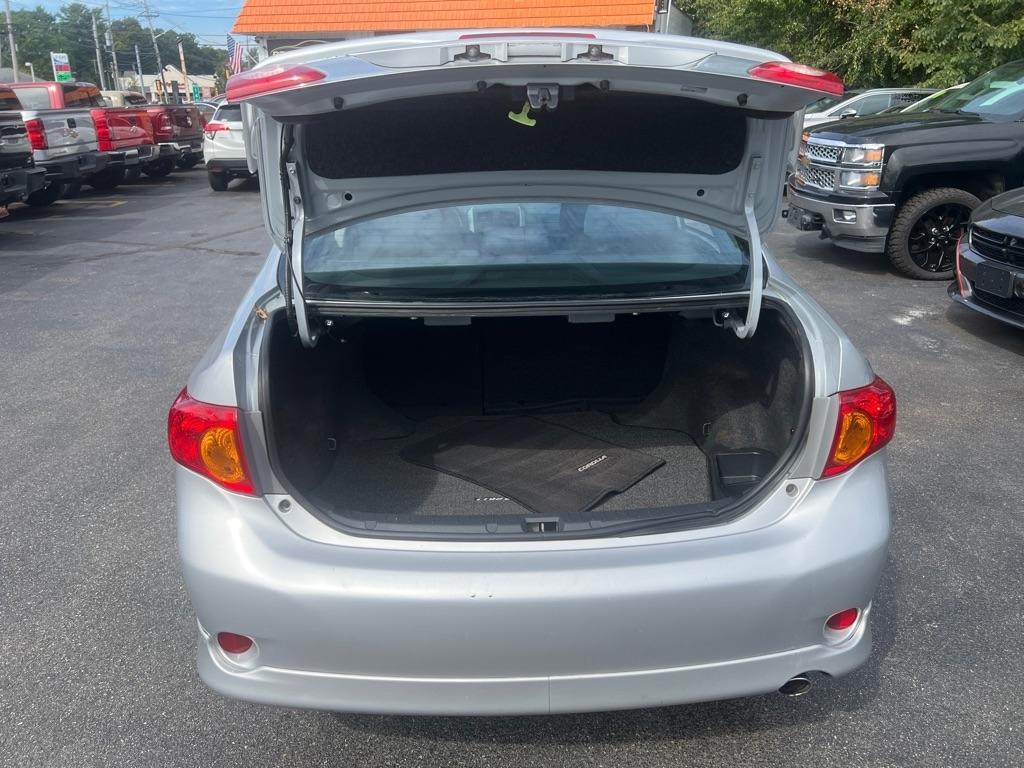 Toyota Corolla  2009