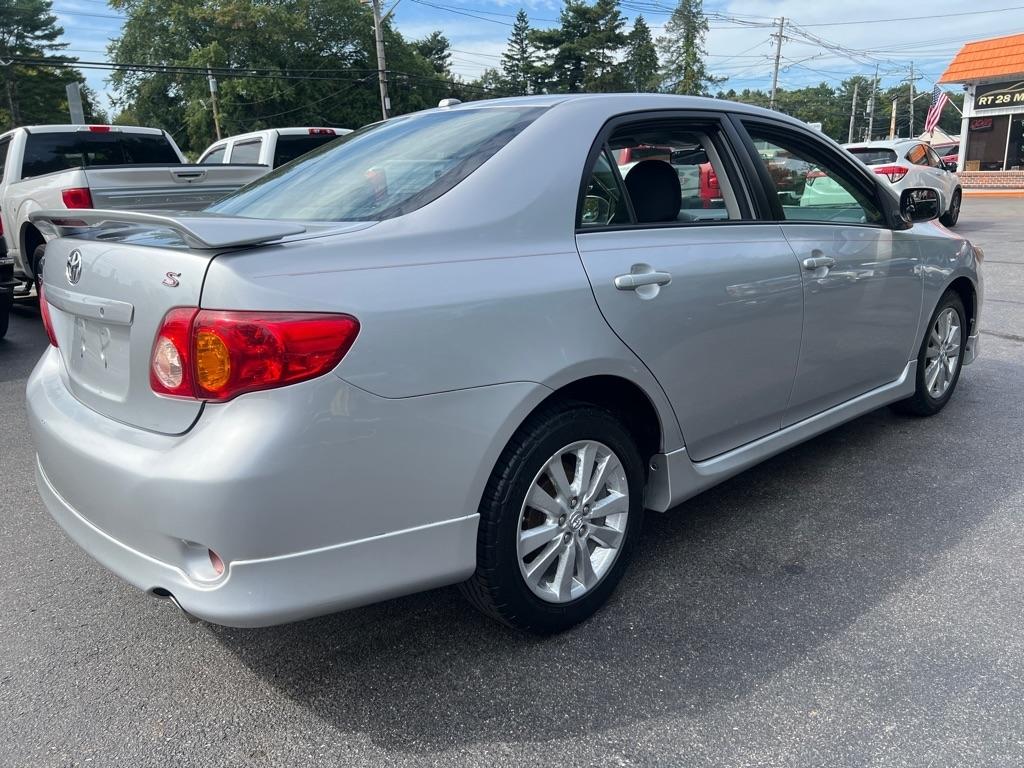 Toyota Corolla  2009