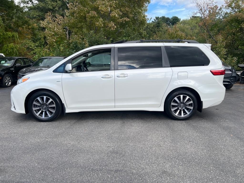 Toyota Sienna  2018