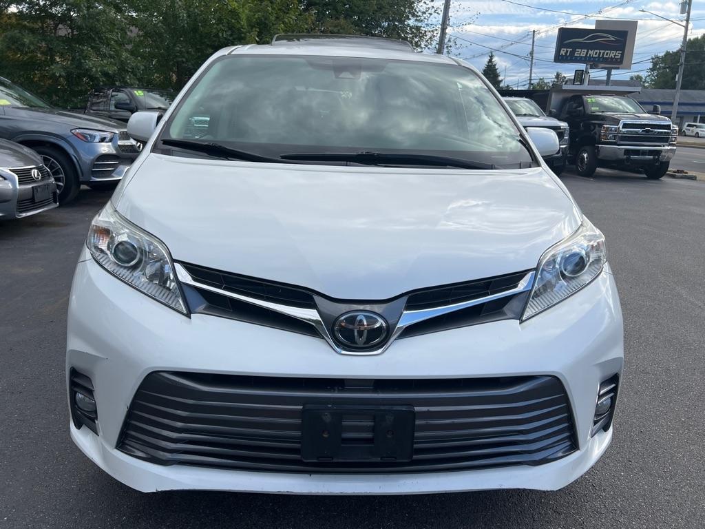 Toyota Sienna  2018